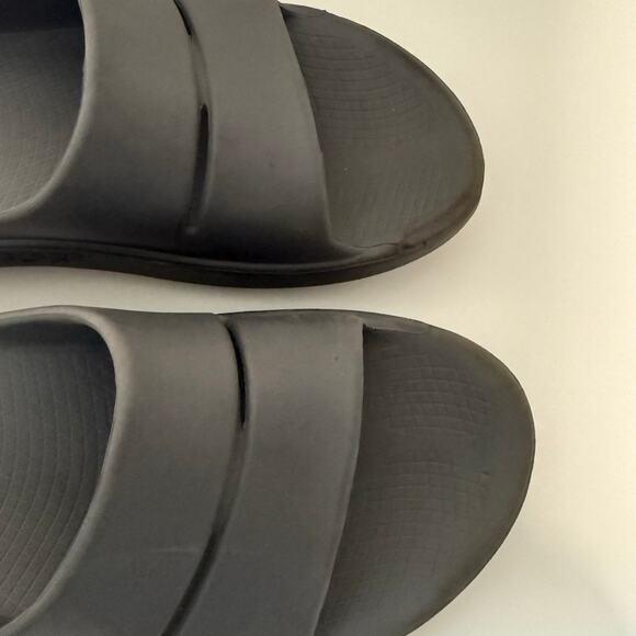 Oofos Ooahh Men's Sport Slide Sandals Grey 12 Comfort Cushion Casual Recovery - Picture 4 of 8